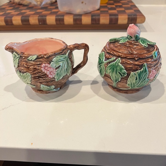 Majolica Creamer & Sugar Bowl By Haldon Group 1985 - Picture 1 of 9